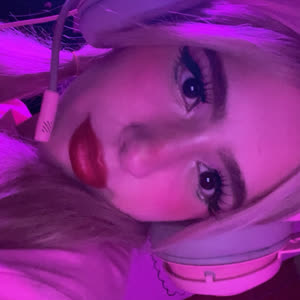 Source: profile picture from 2026-10-01