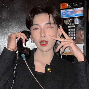 Source: profile picture from 2022-12-08