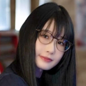 Source: profile picture from 2025-05-26