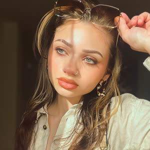 Source: profile picture from 2022-11-20