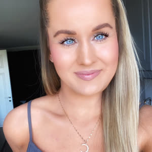 Source: profile picture from 2022-12-05