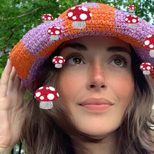 Source: profile picture from 2022-11-20