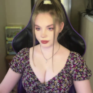 Source: profile picture from 2026-10-22