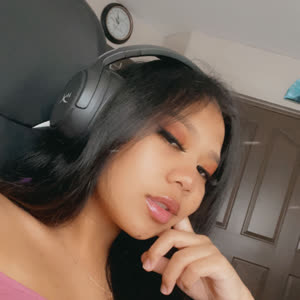Source: profile picture from 2022-11-20