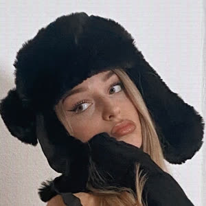 Source: profile picture from 2022-11-21