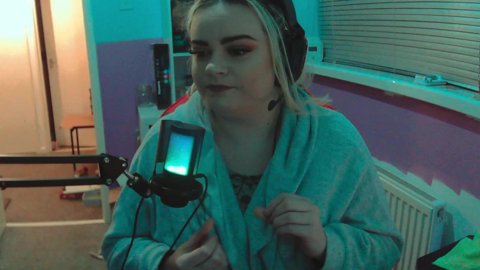 Is this thing on! Come join and say hai. Music by @POLYMATHIC