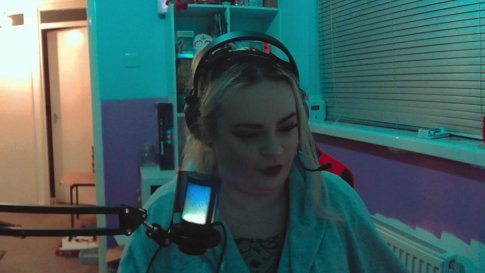 Is this thing on! Come join and say hai. Music by @POLYMATHIC