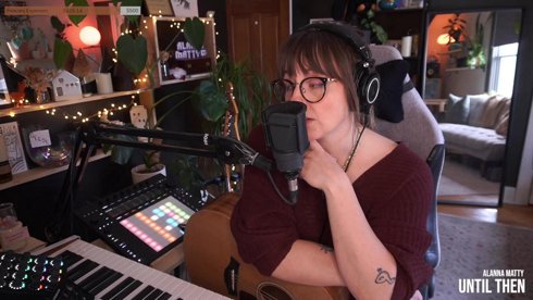 ✨Chill tunes and good vibes✨| Singing, Loops, Originals, Requests | !presave