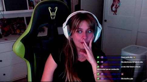 👀Hola, buenas noches, ¿Charlamos o qué?