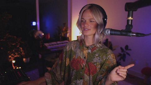 ✨ Live Music & Good Vibes ✨ !annelle