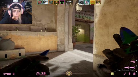JUGANDO PREMIER SOLAQ - UNA SUB ME AYUDA A SUSTENTARME !donaciones !alias !paypal !mp +16