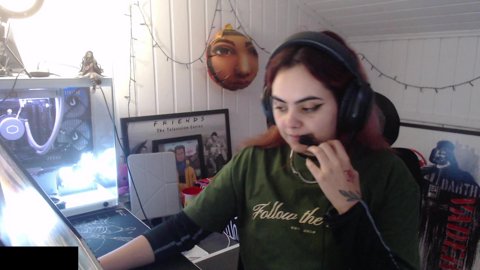 oioioi | ♡ ajudem na mudança ♡ !livepix !delay