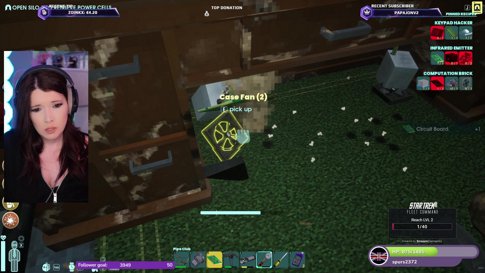 THIS GAME IS KINDA FUN :D