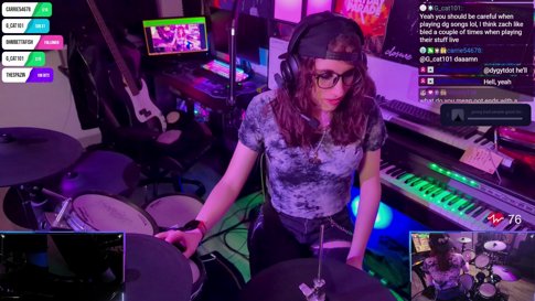 🖤🥁GOTH BASSIST GIRL PLAYS UR REQUESTS! hii hai hello hii let's have some fun :3🖤✨[!requests !sfx]