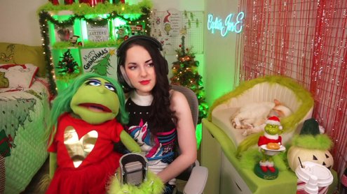 Singing and Improv Ventriloquism🎙️🎶 😶 !grinch