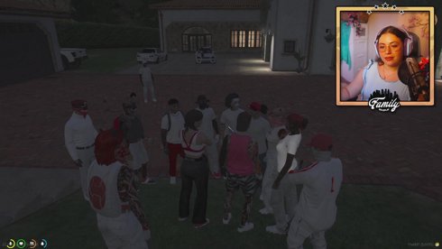 Lara Expósito - FamilyRP+18