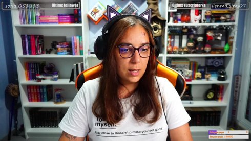 ESTRENANDO MI BOTELLA NUEVA.. ¿CUÁNTO DURARÁ ESTA? ✨ JUGANDO R.E.P.O. CON LA GENTE DEL CANAL❗️ | 💜 SUB = CAJA