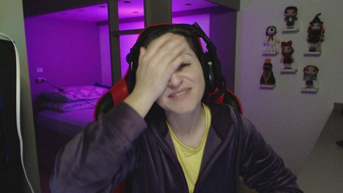 #937💜 #50 bits = Suspense #100 bits = Tiro  #200 bits = Rojão