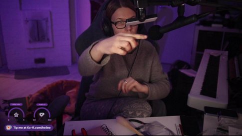 I have a new hammer! ❄️ Cozy but slightly chaotic