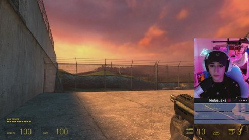 FIRST TIME PLAYING HALF LIFE 2 | 18+ |