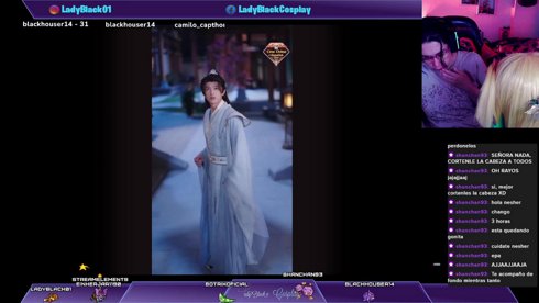 Hoy día de novelas y pelucas