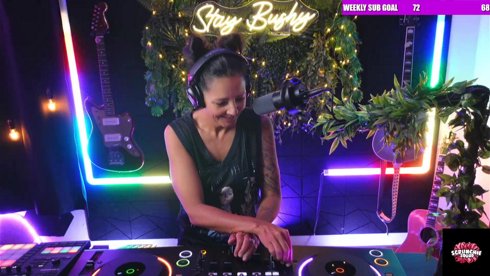 HOT TRACKS. COOL CLAMS. SPICY CHAT