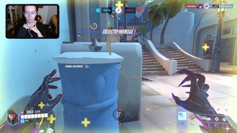 [FR] PETIT REACT CHILL (!insta !discord !twitter !don)