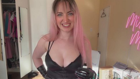 🍑💦 Hang with Mistress! | Trolls Welcome | Goals: Daily: $8.50/$50, Sub: 3/20, Travis Scott Tix: $334.07/$400 🍑💦