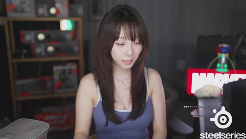 雑談配信  🌞  Japanese Cosplayer Streamer