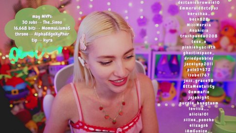 first playthrough of Stardew Valley ~Expanded~ !sdvmods (yr1 spring) 🍓 !newschedule