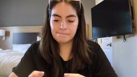 MAQUILLANDOME PARA IR A TRABAJAR  :D UWU