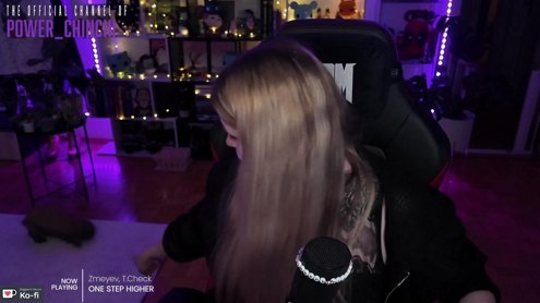 BIN WIEDER DA! WER NOCH? 😨CHINCHI´s Friday Fright Night😨 mit @desillusioniert Mit Schrei und Schreck - bloß schnell weg! !puschel