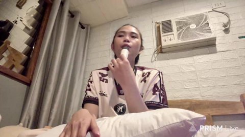 I miss Karaoke!tip !throne