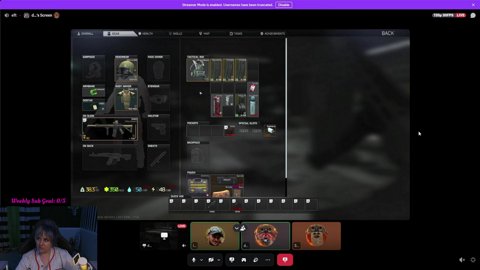 Girl plays tarkov, girl smashes tarkov.