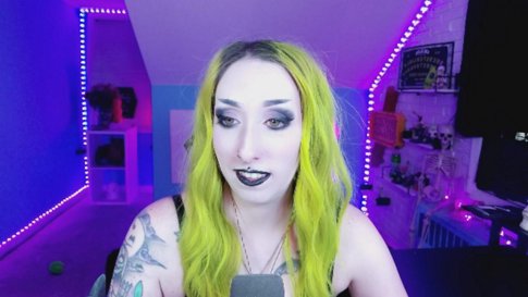 [18+][DROPS]👻 SOMETIMES I START A STREAM TITLE AND I DONT EVEN KNOW WHERE ITS GOING 👻