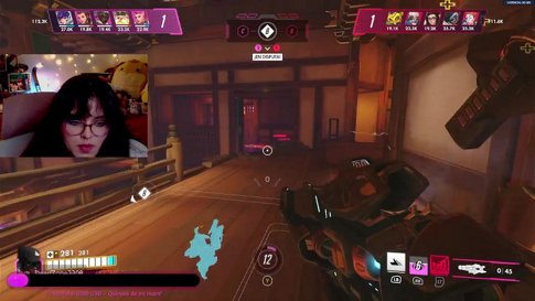 Jugando RE2 hasta que me haga pipí y me vaya a OW (Nunca he jugado juegos de terror o de esta índole, por favor no me critiquen)