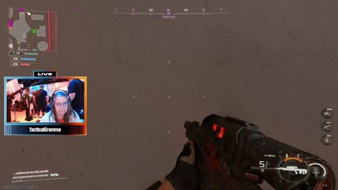 [DROPS] Live from CODNext!! Who''s Gramma giving forehead kisses to today?  !zenni