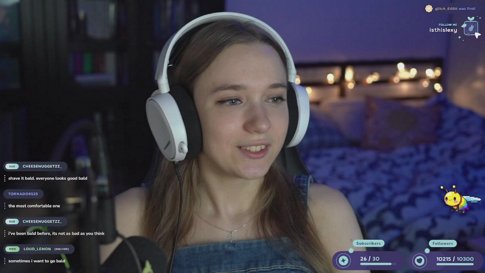 cozy gaming time 🩵 120+ days hardcore | !discord !socials