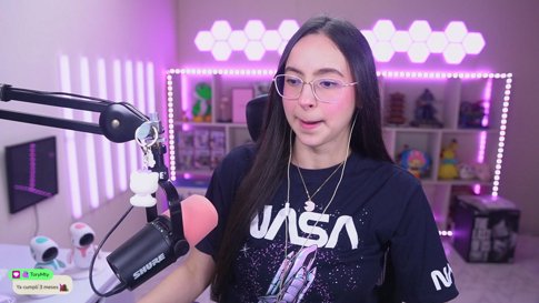 🤍 FELIZ DOMINGO 🤍| !reacciones !regalo !codigo !redes