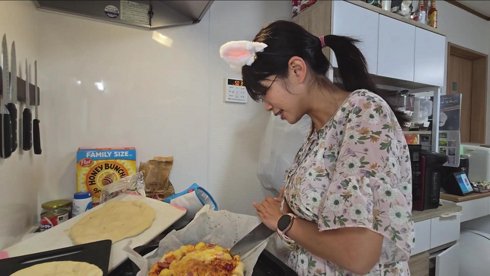 Tokyo 💖🌍 Cooking Mystery Foods From Country I'm Going to This Week!! 👩🏼‍🍳 東京💖🌍 今週行く国の謎の料理! 👩🏼‍🍳